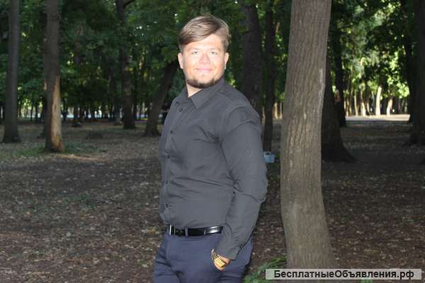 Молодой, мастер своего любимого дела