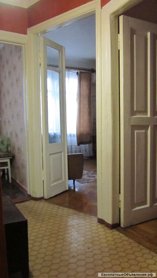 2 комн. кв-ру, Центр, М. Горького, 4/5к; 40/28/6 Цена: 3300000