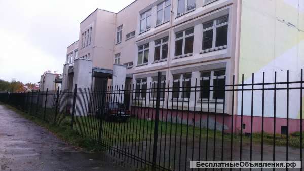 Земельный участок с зданием