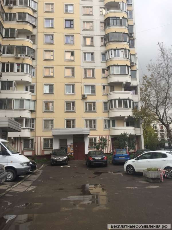 Квартира в Москве ул Плющева д.15