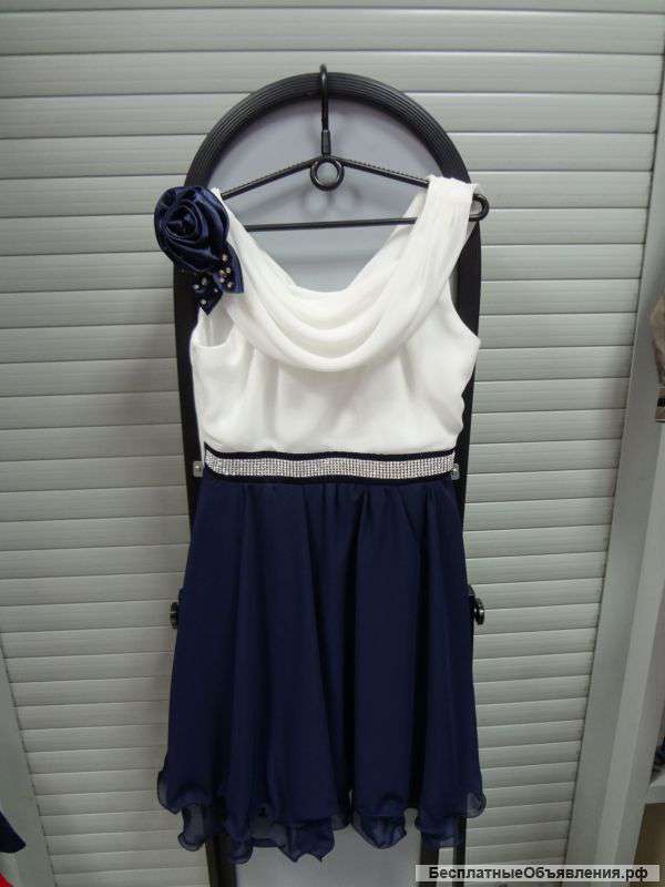 Платье на девочку.