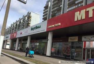 Торговое помещение 400 м2 на первой линии Ленинского проспекта 99