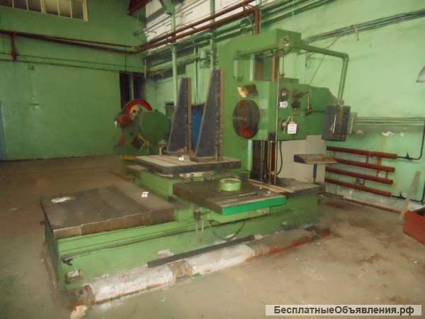 Горизонтально-расточной станок 2А614-1