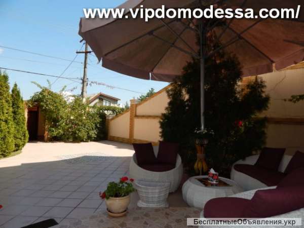 Дом с панорамным видом на лиман в пригороде Одессы