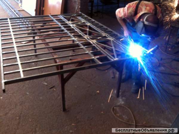 Сварщик, сварочные работы, электродуговая сварка