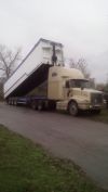 Перевезу зерновые или другое. 80 куб. 13 м. длин. 4.45 выс. 2.45 шир самосвал