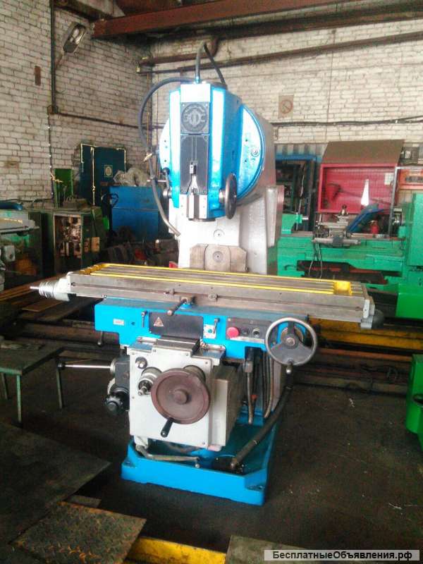 Вертикально-фрезерный станок 6р12