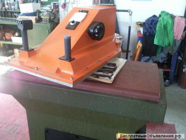 Вырубной пресс Атом S125