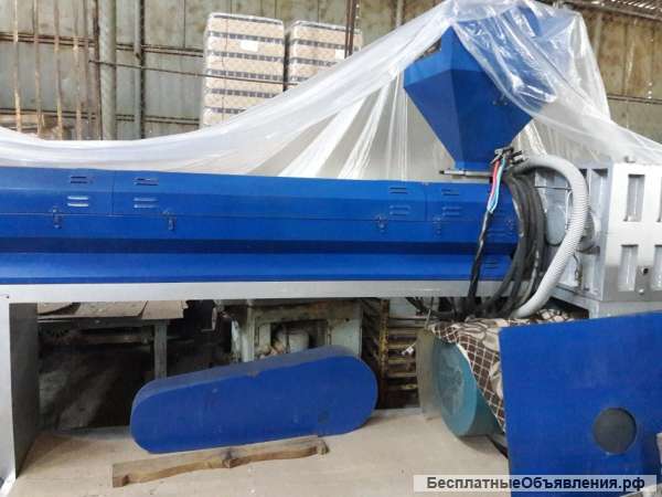 Экструзионная линия производства щелевого листа и термоформовка