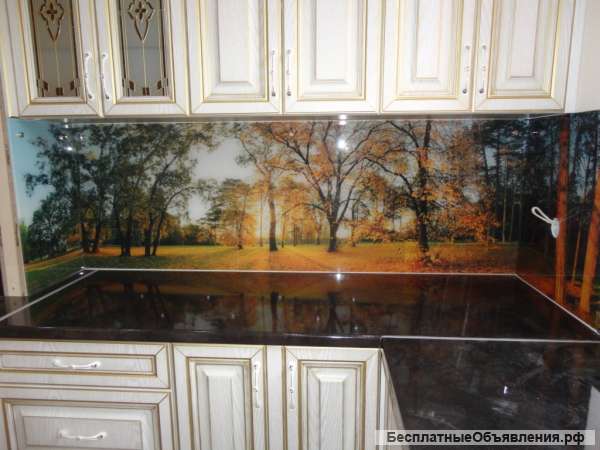 Стеклянный фартук для кухни
