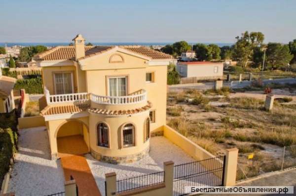 Вилла общей площадью 209 кв.м., Cabo roig, Коста Бланка юг, Испания