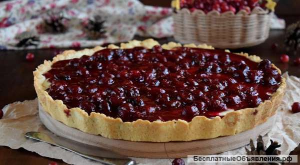 Пирог с творогом и вишней