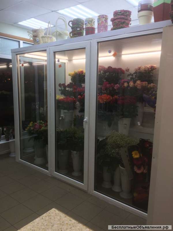 Холодильник для цветов