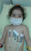 Я Стаю перед вами на коления и умаляю вас плачу обниваю вашы ноги помиагите маю дочку за ради Исуса