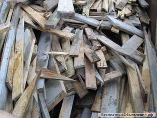 Дрова строительные после демонтажа