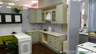 Кухня,, скидка 50%, цена 65000 руб. Превосходная новая кухня бирюзового цвета из экспози