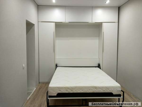 В маленькую квартиру с большой кроватью