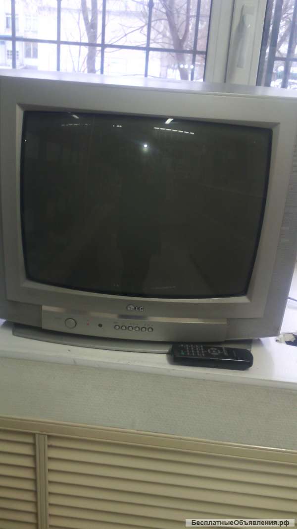 Телевизор LG-20CF60M