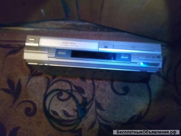 Видеомагнитофон DVD VHS panasonic