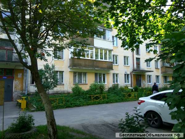 2-комн. квартиру 42 кв.м д. Васильевское