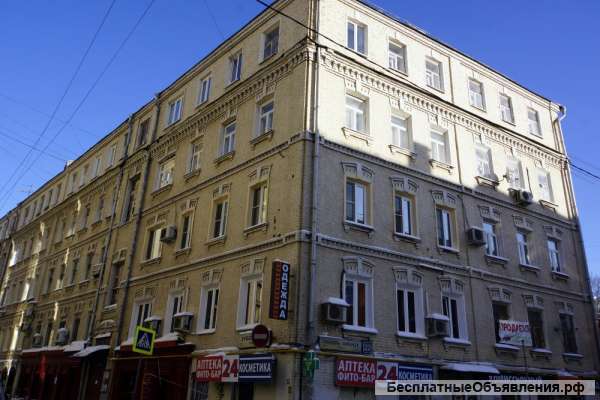 Квартиру в Москве из 4-х комнат, метроПарк Культуры