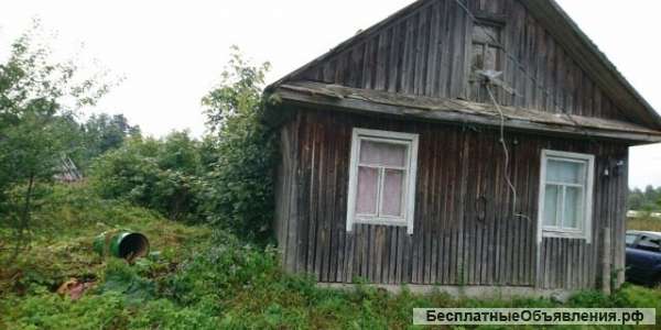 Дом старой постройки из бруса