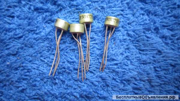 Подстроечный резистор 1k (1K0K 1285) 2k2 (2K2K 8709) диаметр - 7 мм, высота - 4 мм