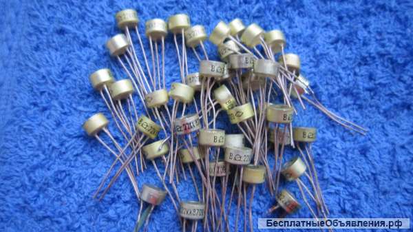 Подстроечный резистор 4k7 (4K7K 8806) 22k (22KK 8709) диаметр - 7 мм, высота - 4 мм