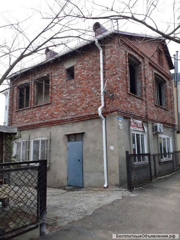 2-х центр ул.Полетаева г.Туапсе 48,7 м² 2/2 этаже Торг