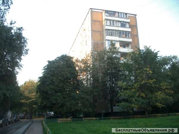 2/3 доли в трёшке на квартиру в Подмосковье