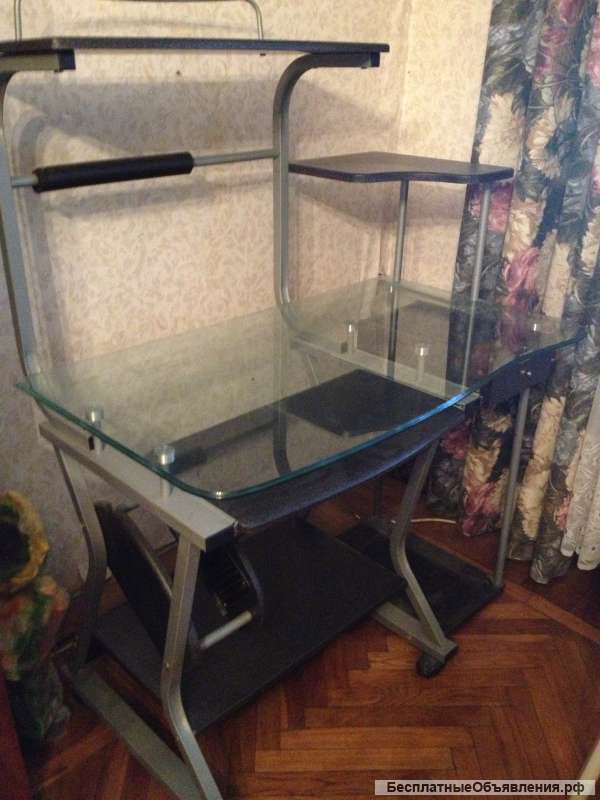Стол для кмпьютера