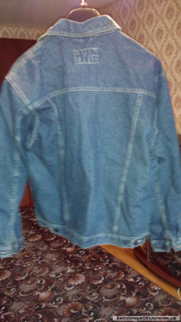 Новая джинсовая мужская куртка