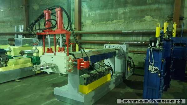 Станок для переработки пластика в гранулу