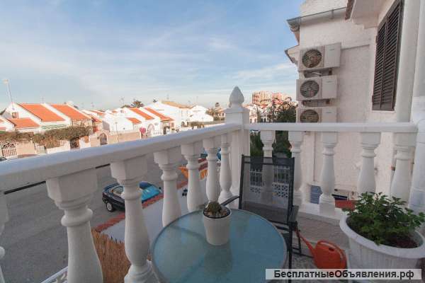Таунхаус площадью 65 м2, с мебелью, Торревьеха, Calas blanca, Испания
