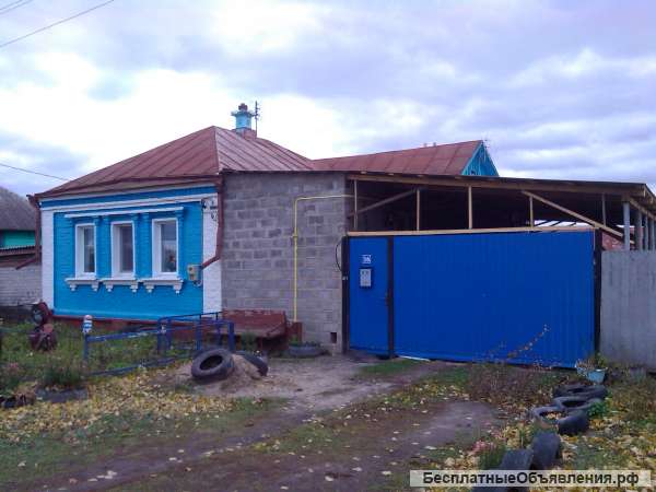 Одноэтажный кирпичный дом