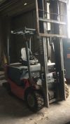 Вилочный погрузчик TCM. FB25-17