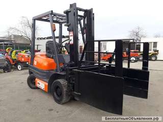 Вилочный погрузчик Toyota с боковым захватом