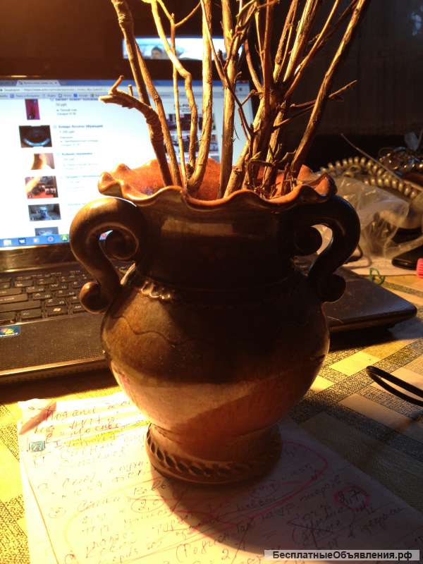 Керамическая вазочка
