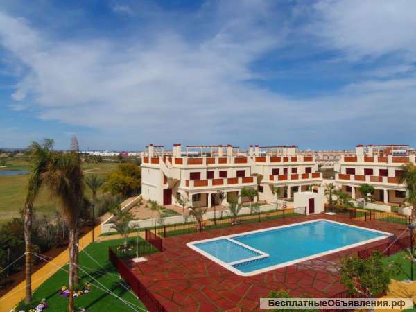 Бунгало общей площадью 90 кв.м., с мебелью, Los Alcázares, Испания