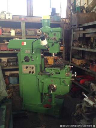 Универсально-фрезерный станок 6Т80Ш