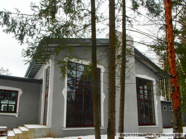 Особняк в элитном поселке Графские пруды