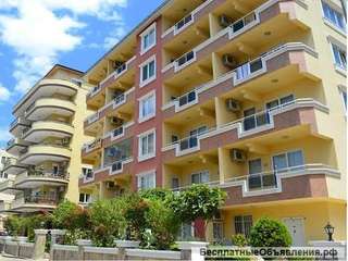 Квартира в жилом комплексе с бассейном, в 250 метрах от моря, в Махмутларе, Турция