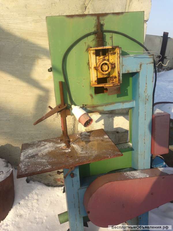 Ленточная пила (лобзик)