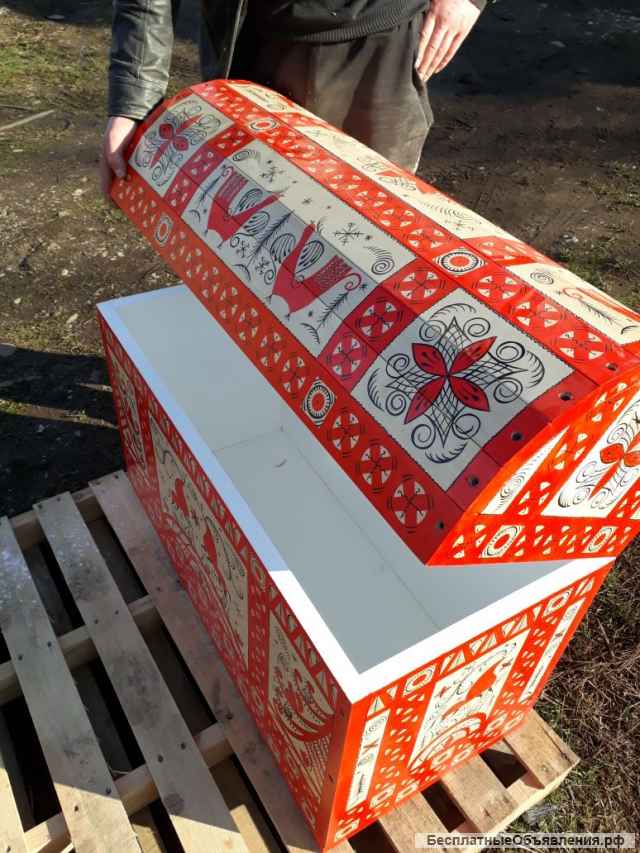 Сундук с ковкой