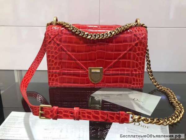 Сумка Dior на цепочке с доставкой