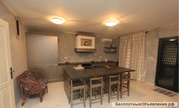 Таунхаус общей площадью 175 кв.м., закрытый комплекс, бассейн, Будва, Черногория