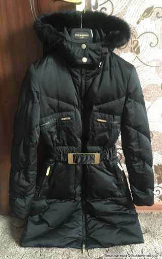 Пальто, пуховик Versace Jeans Италия
