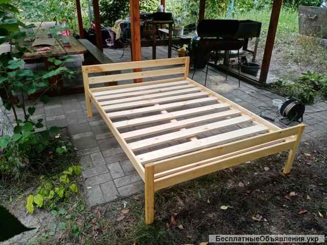 Кровать из натурального дерева сосны. - 2000 грн.