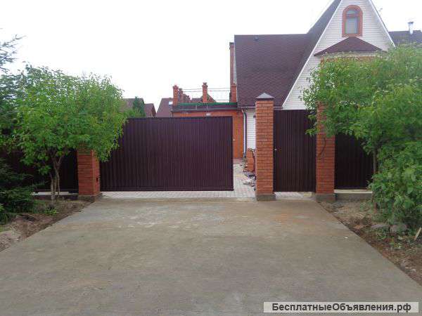 Заборы, Кирпичные столбы, ленточный фундамент