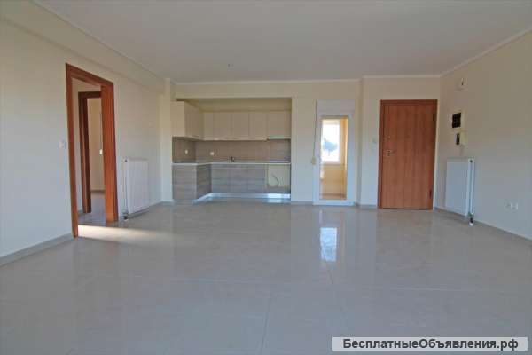 Квартира общей площадью 85 кв.м., три комнаты, камин, Салоники, Греция